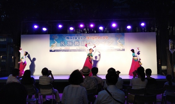 韓国の踊り.JPG